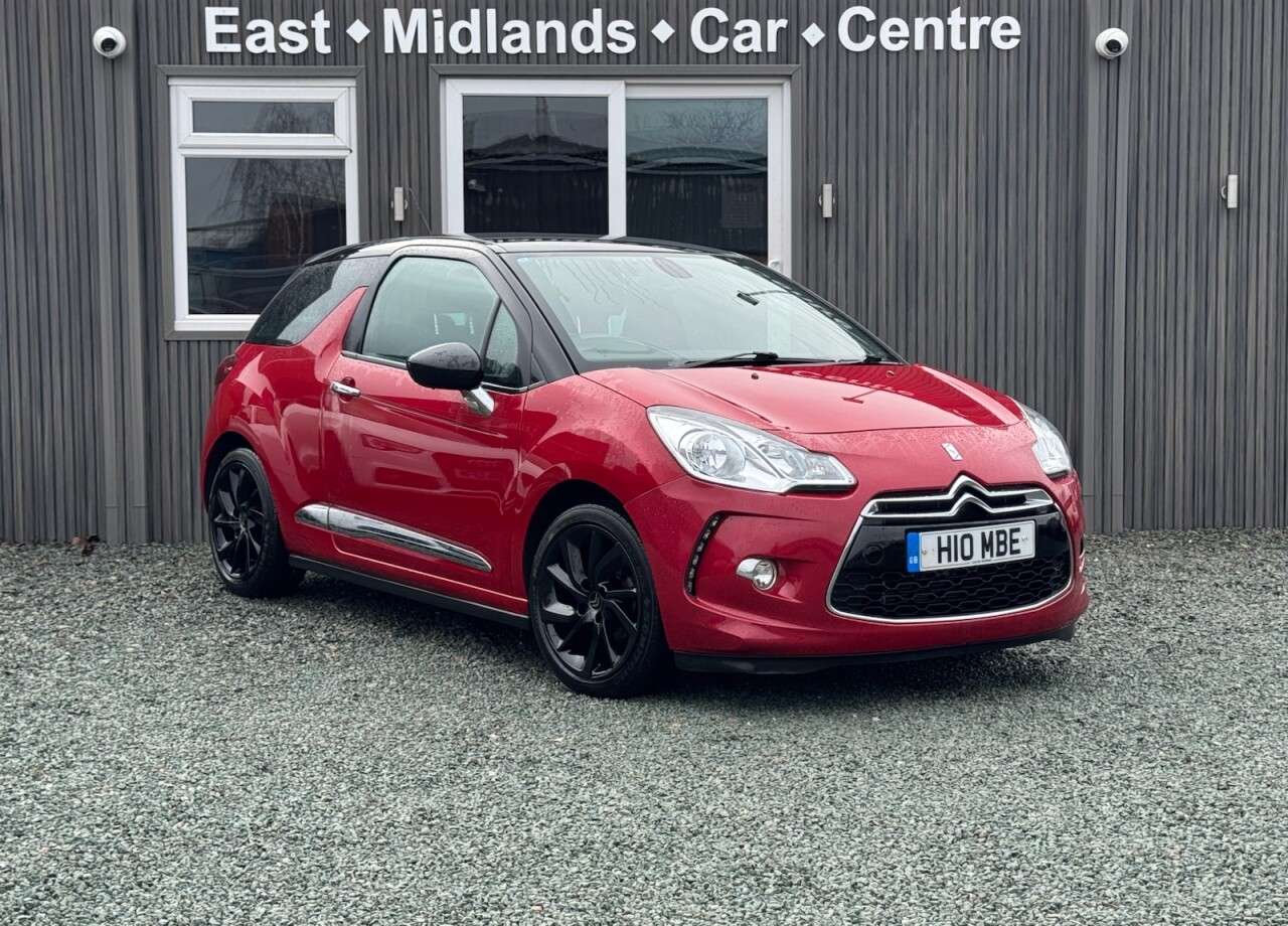 A 2015 CITROEN DS3 1.6 e-HDi DStyle Plus Hatchback 3dr Diesel Manual Euro 5 (s/s) (90 ps) A 2015 CITROEN DS3 1.6 e-HDi DStyle Plus Hatchback 3dr Diesel Manual Euro 5 (s/s) (90 ps)