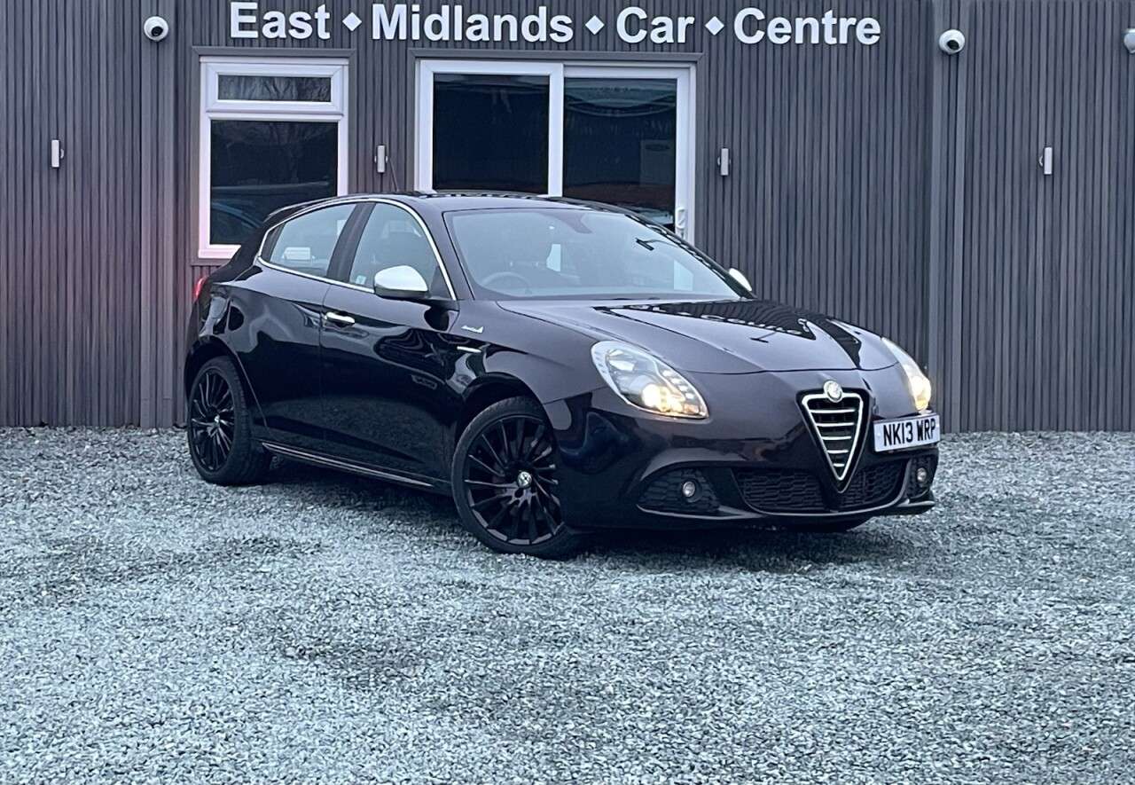 A 2013 ALFA ROMEO GIULIETTA 2.0 JTDM-2 Sportiva Hatchback 5dr Diesel Manual Euro 5 (s/s) (140 bhp) A 2013 ALFA ROMEO GIULIETTA 2.0 JTDM-2 Sportiva Hatchback 5dr Diesel Manual Euro 5 (s/s) (140 bhp)