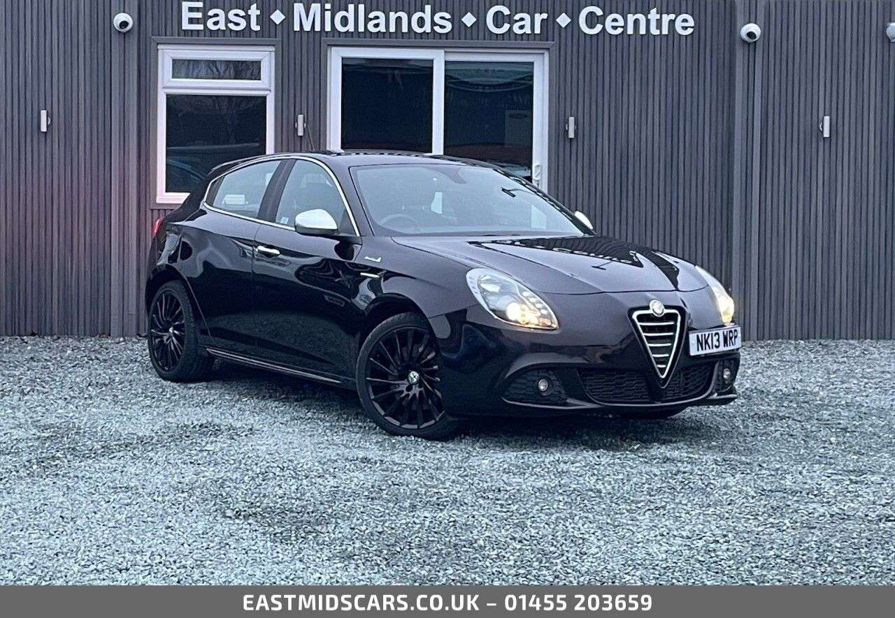 A 2013 ALFA ROMEO GIULIETTA 2.0 JTDM-2 Sportiva Hatchback 5dr Diesel Manual Euro 5 (s/s) (140 bhp) A 2013 ALFA ROMEO GIULIETTA 2.0 JTDM-2 Sportiva Hatchback 5dr Diesel Manual Euro 5 (s/s) (140 bhp)