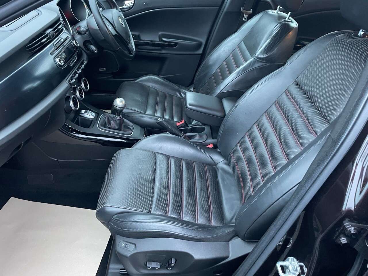 2013 ALFA ROMEO GIULIETTA 2013 ALFA ROMEO GIULIETTA