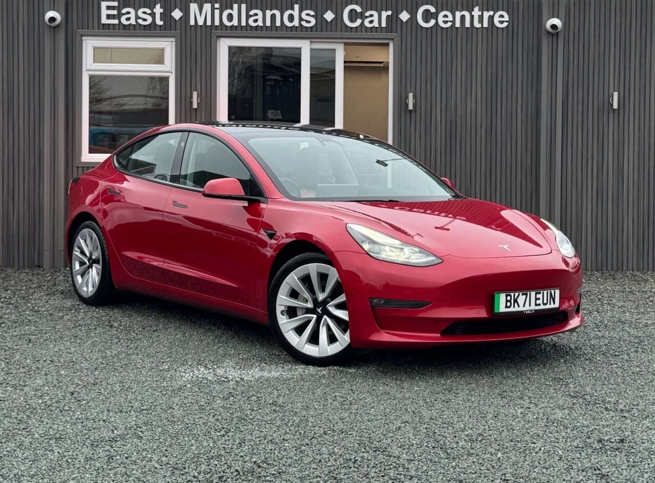 A 2021 TESLA MODEL 3 (Dual Motor) Long Range Saloon 4dr Electric Auto 4WDE (346 ps) A 2021 TESLA MODEL 3 (Dual Motor) Long Range Saloon 4dr Electric Auto 4WDE (346 ps)