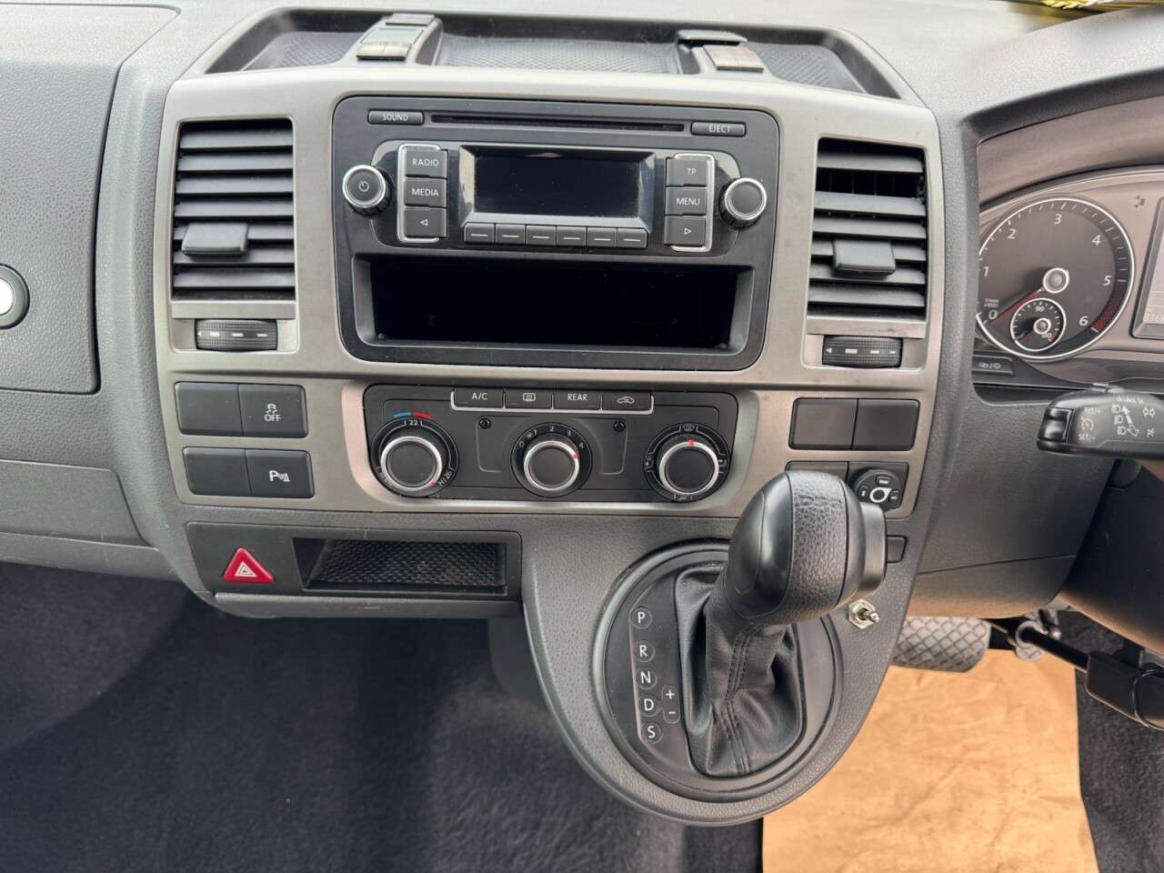 2015 VOLKSWAGEN TRANSPORTER 2015 VOLKSWAGEN TRANSPORTER