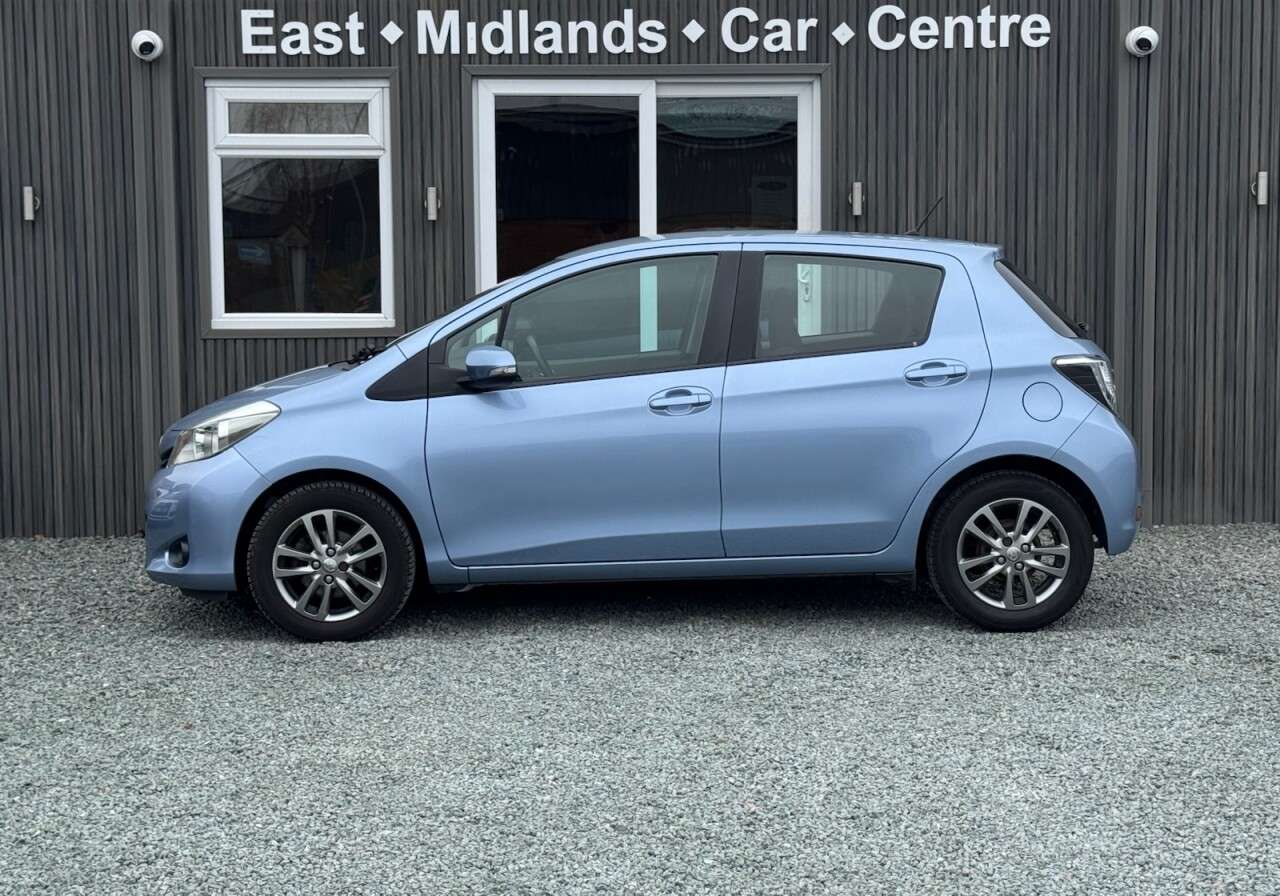 2014 TOYOTA YARIS 2014 TOYOTA YARIS