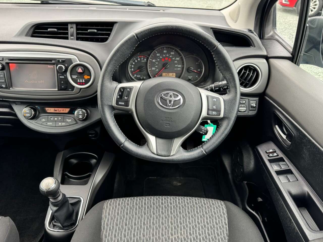 2014 TOYOTA YARIS 2014 TOYOTA YARIS