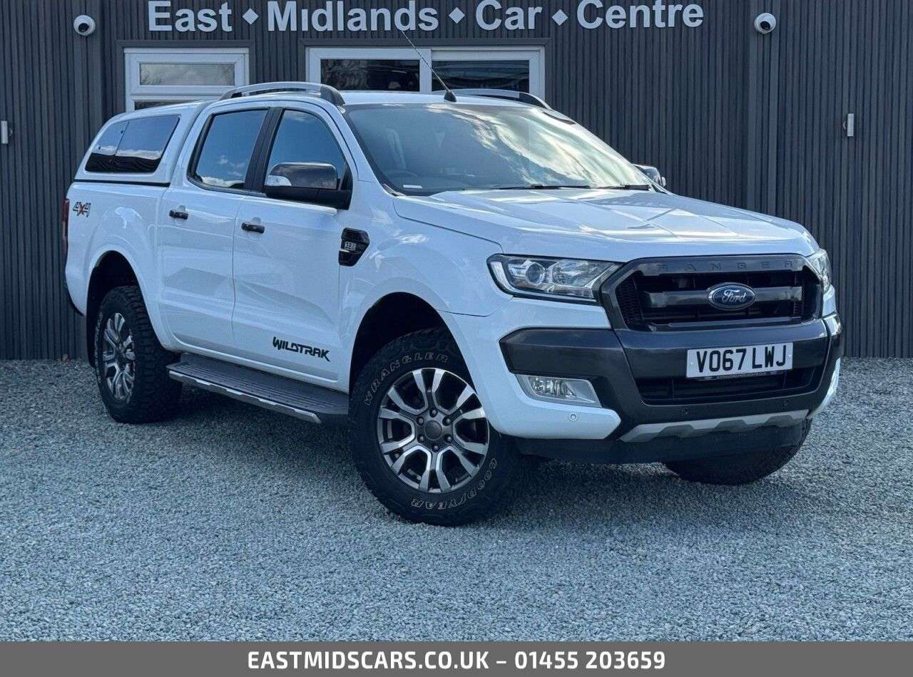 A 2017 FORD RANGER 3.2 TDCi Wildtrak Pickup Double Cab 4dr Diesel Auto 4WD Euro 5 (200 ps) A 2017 FORD RANGER 3.2 TDCi Wildtrak Pickup Double Cab 4dr Diesel Auto 4WD Euro 5 (200 ps)
