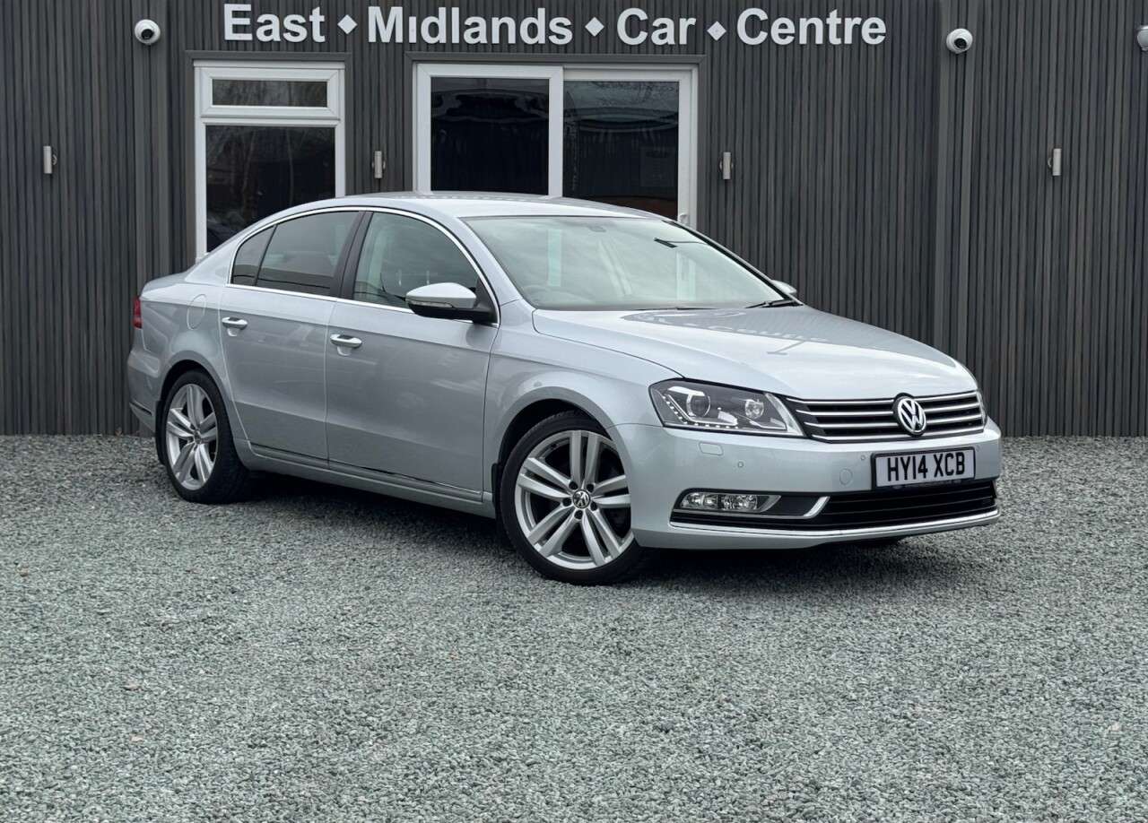 A 2014 VOLKSWAGEN PASSAT 2.0 TDI BlueMotion Tech Executive Style Saloon 4dr Diesel Manual Euro 5 (s/ A 2014 VOLKSWAGEN PASSAT 2.0 TDI BlueMotion Tech Executive Style Saloon 4dr Diesel Manual Euro 5 (s/