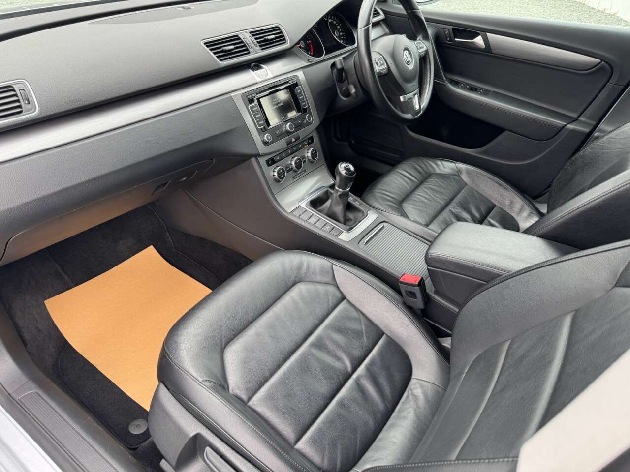 2014 VOLKSWAGEN PASSAT 2014 VOLKSWAGEN PASSAT