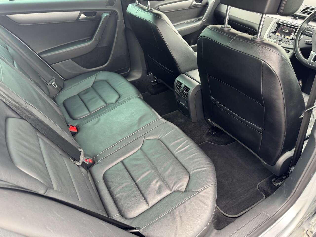2014 VOLKSWAGEN PASSAT 2014 VOLKSWAGEN PASSAT