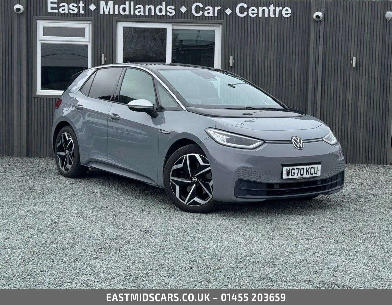 A 2020 VOLKSWAGEN ID.3 Pro Performance 58kWh 1ST Edition Hatchback 5dr Electric Auto (204 ps) A 2020 VOLKSWAGEN ID.3 Pro Performance 58kWh 1ST Edition Hatchback 5dr Electric Auto (204 ps)