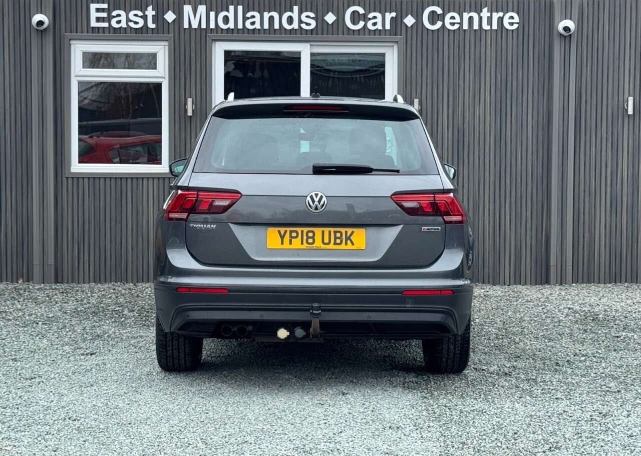 2018 VOLKSWAGEN TIGUAN 2018 VOLKSWAGEN TIGUAN
