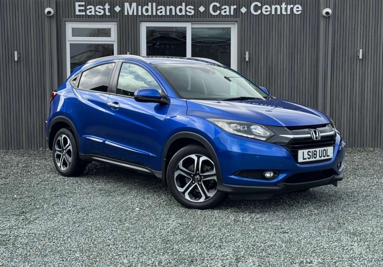 A 2018 HONDA HR-V 1.6 i-DTEC EX SUV 5dr Diesel Manual Euro 6 (s/s) (120 ps) A 2018 HONDA HR-V 1.6 i-DTEC EX SUV 5dr Diesel Manual Euro 6 (s/s) (120 ps)