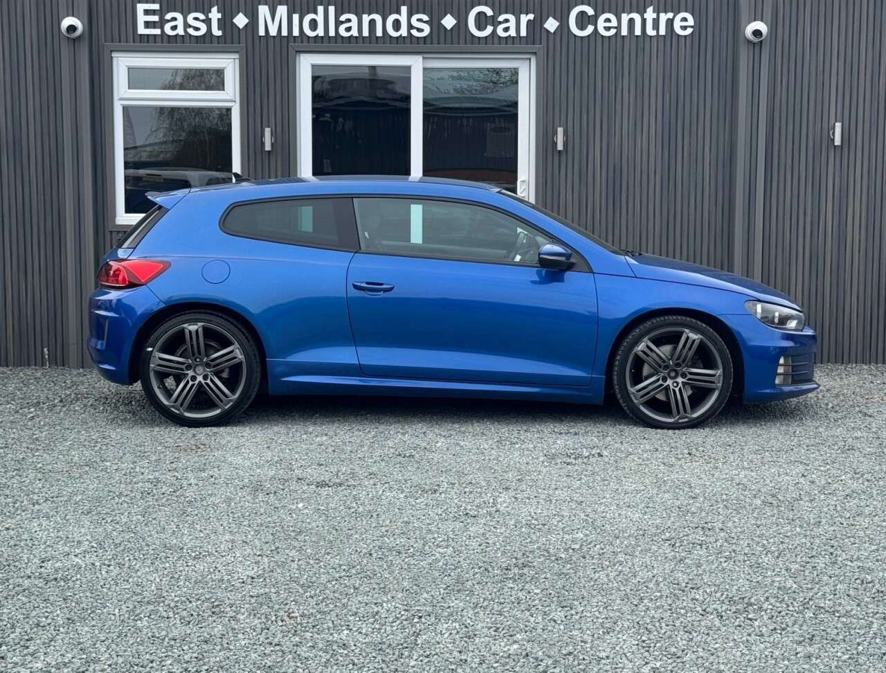 A 2015 VOLKSWAGEN SCIROCCO 2.0 TDI BlueMotion Tech R-Line Hatchback 3dr Diesel Manual Euro 6 (s/s) (18 A 2015 VOLKSWAGEN SCIROCCO 2.0 TDI BlueMotion Tech R-Line Hatchback 3dr Diesel Manual Euro 6 (s/s) (18