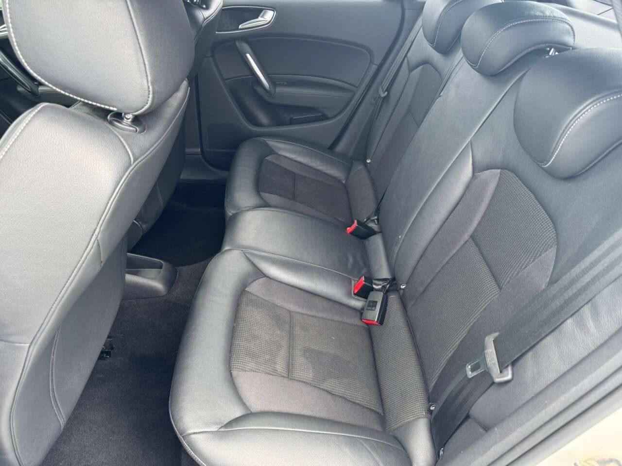 2017 AUDI A1 2017 AUDI A1