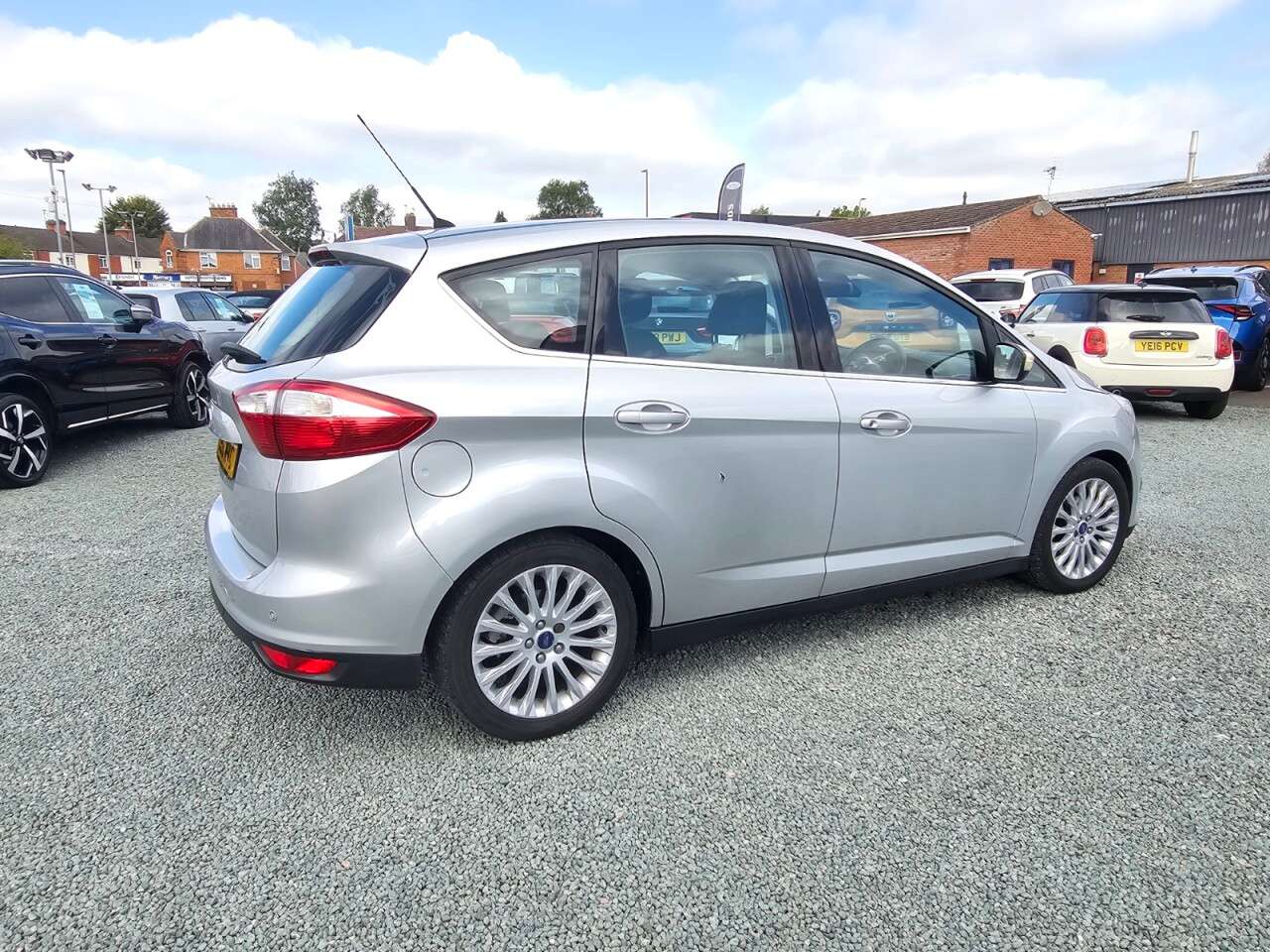 A 2013 FORD C-MAX 1.6 TDCi Titanium MPV 5dr Diesel Manual Euro 5 (115 ps) A 2013 FORD C-MAX 1.6 TDCi Titanium MPV 5dr Diesel Manual Euro 5 (115 ps)