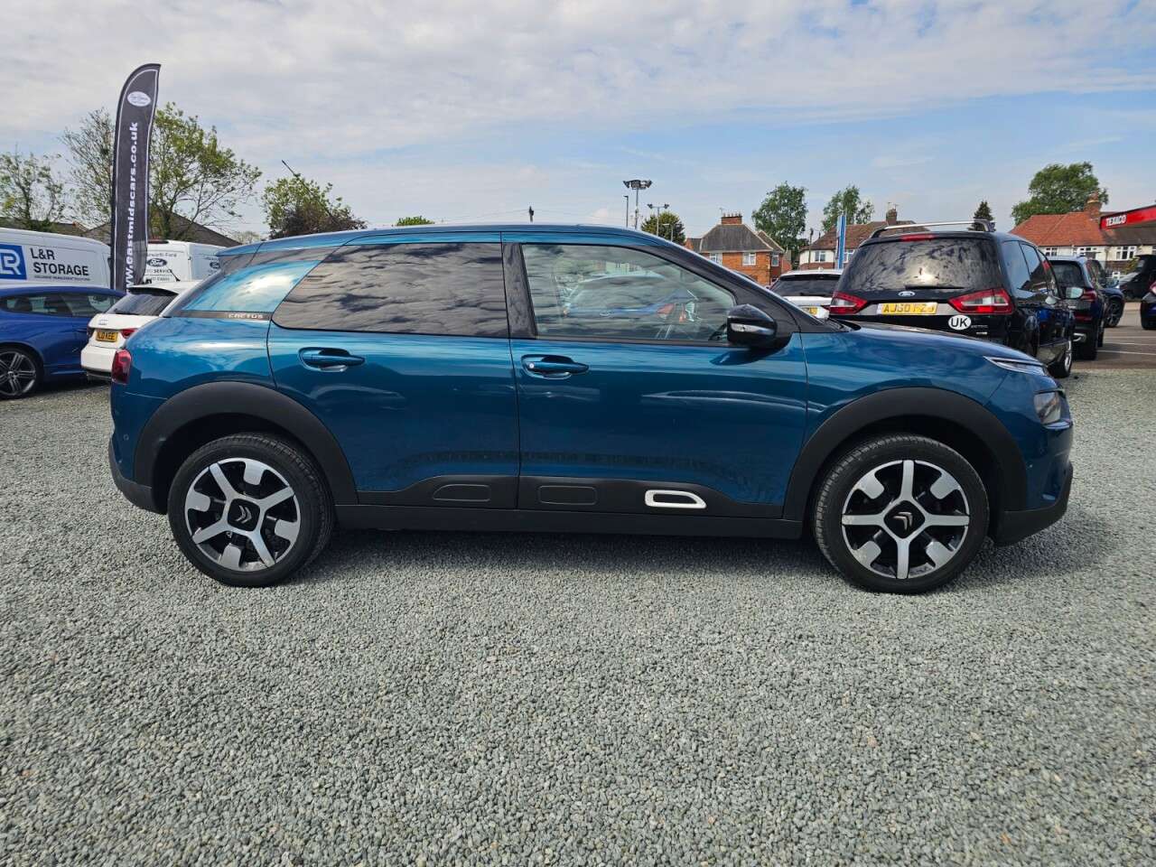A 2018 CITROEN C4 CACTUS 1.2 PureTech Flair Hatchback 5dr Petrol Manual Euro 6 (s/s) (130 ps) A 2018 CITROEN C4 CACTUS 1.2 PureTech Flair Hatchback 5dr Petrol Manual Euro 6 (s/s) (130 ps)
