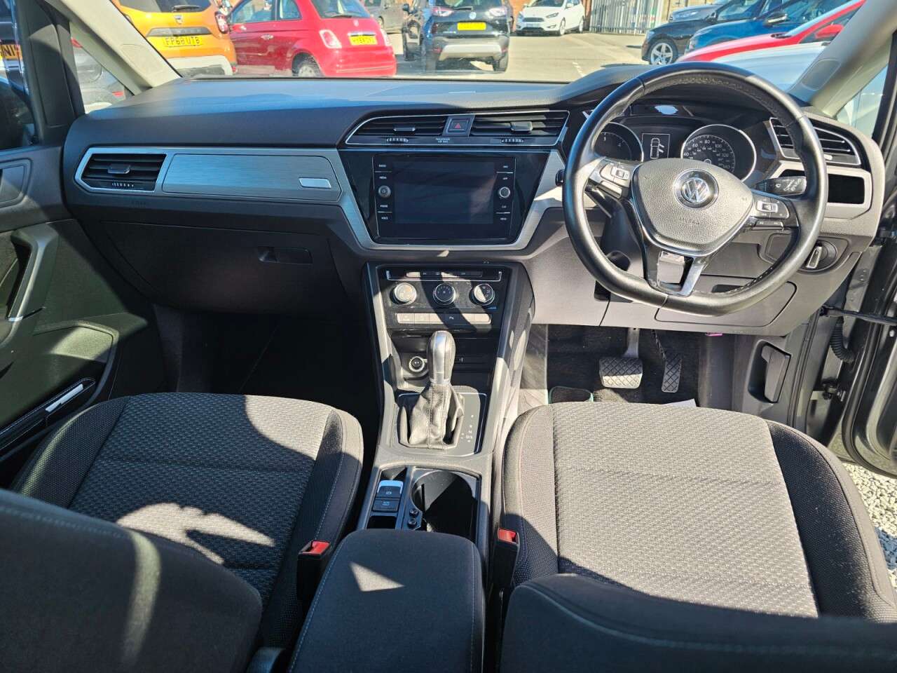 2018 VOLKSWAGEN TOURAN 2018 VOLKSWAGEN TOURAN