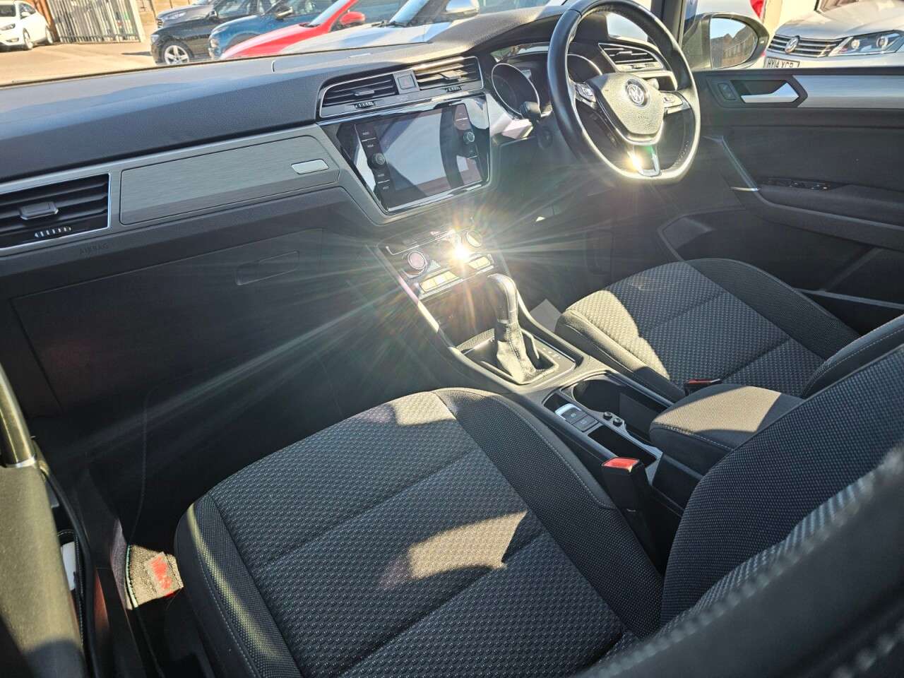 2018 VOLKSWAGEN TOURAN 2018 VOLKSWAGEN TOURAN