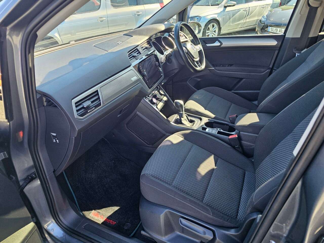 2018 VOLKSWAGEN TOURAN 2018 VOLKSWAGEN TOURAN