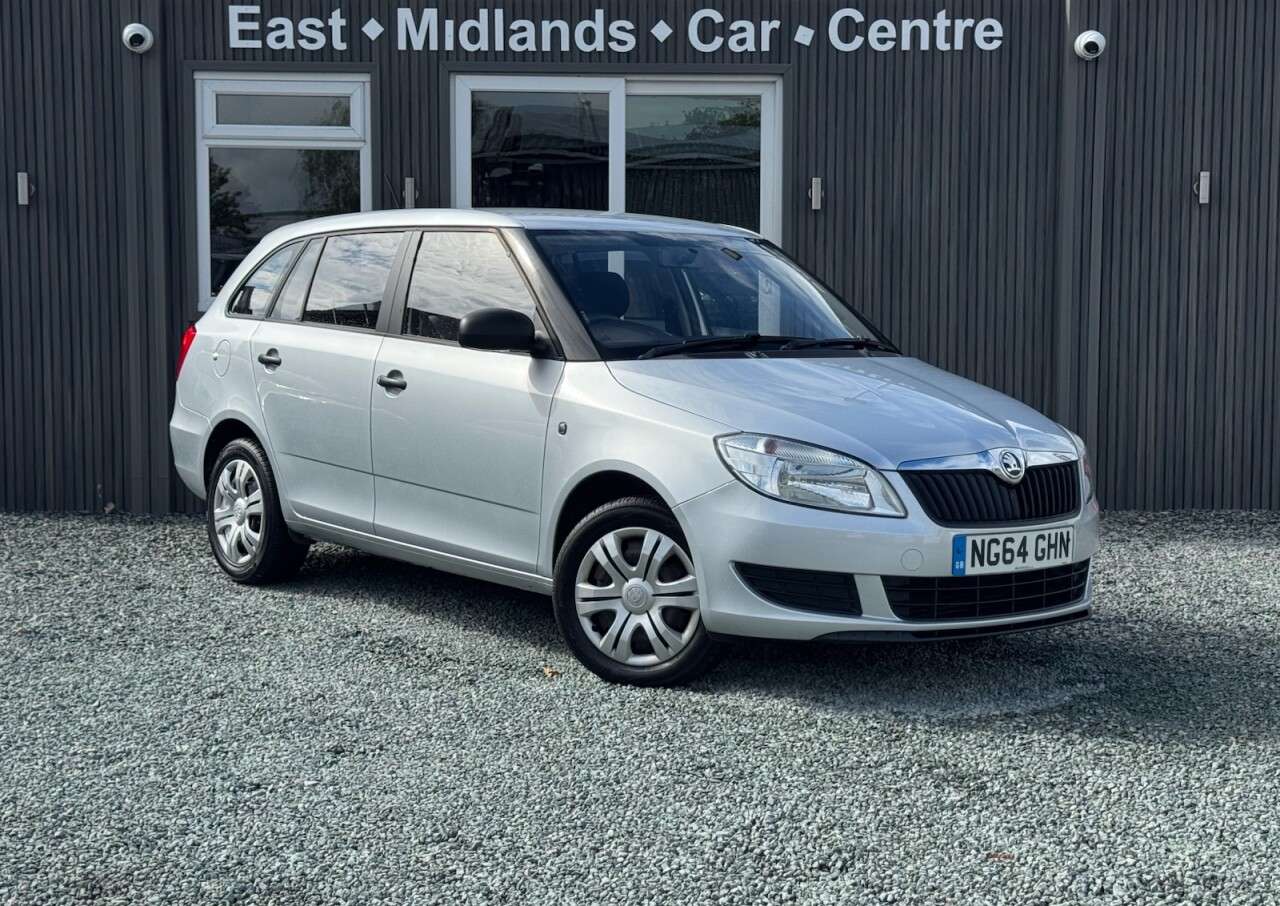 A 2015 SKODA FABIA 1.6 TDI S Estate 5dr Diesel Manual Euro 5 (75 ps) A 2015 SKODA FABIA 1.6 TDI S Estate 5dr Diesel Manual Euro 5 (75 ps)