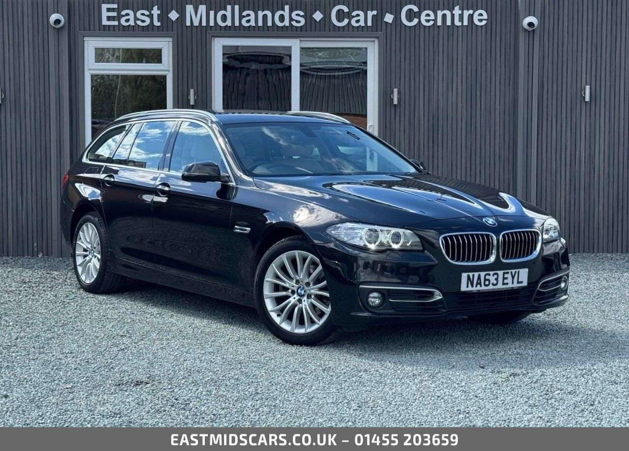 A 2013 BMW 5 SERIES 2.0 520d Luxury Touring 5dr Diesel Auto Euro 6 (s/s) (184 ps) A 2013 BMW 5 SERIES 2.0 520d Luxury Touring 5dr Diesel Auto Euro 6 (s/s) (184 ps)