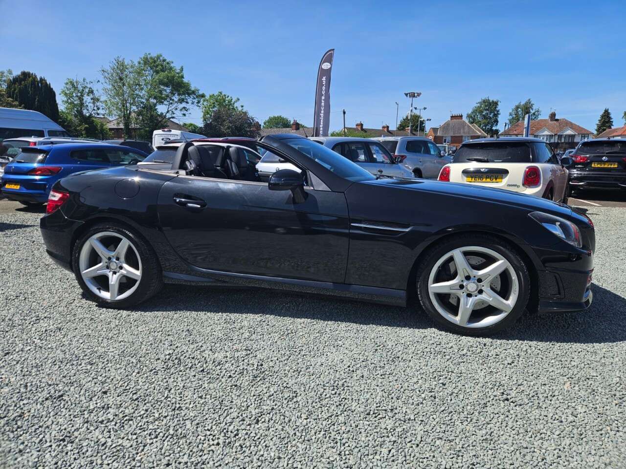 A 2014 MERCEDES-BENZ SLK 2.1 SLK250 CDI AMG Sport Convertible 2dr Diesel G-Tronic+ Euro 5 (s/s) (204 A 2014 MERCEDES-BENZ SLK 2.1 SLK250 CDI AMG Sport Convertible 2dr Diesel G-Tronic+ Euro 5 (s/s) (204