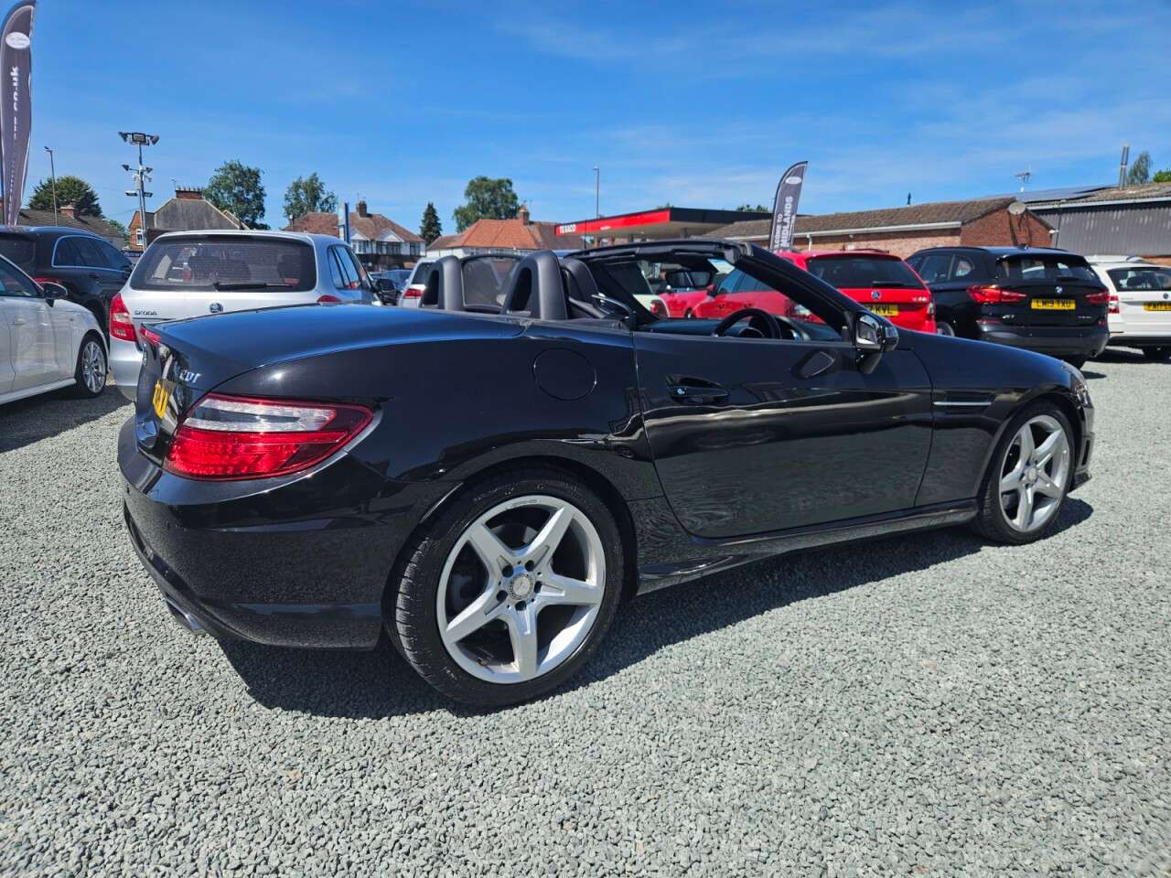 A 2014 MERCEDES-BENZ SLK 2.1 SLK250 CDI AMG Sport Convertible 2dr Diesel G-Tronic+ Euro 5 (s/s) (204 A 2014 MERCEDES-BENZ SLK 2.1 SLK250 CDI AMG Sport Convertible 2dr Diesel G-Tronic+ Euro 5 (s/s) (204