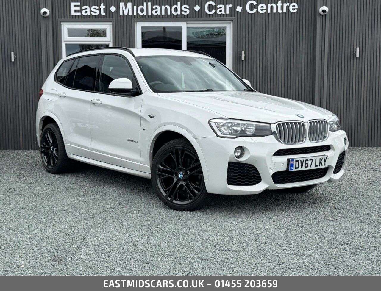 A 2017 BMW X3 3.0 35d M Sport SUV 5dr Diesel Auto xDrive Euro 6 (s/s) (313 ps) A 2017 BMW X3 3.0 35d M Sport SUV 5dr Diesel Auto xDrive Euro 6 (s/s) (313 ps)