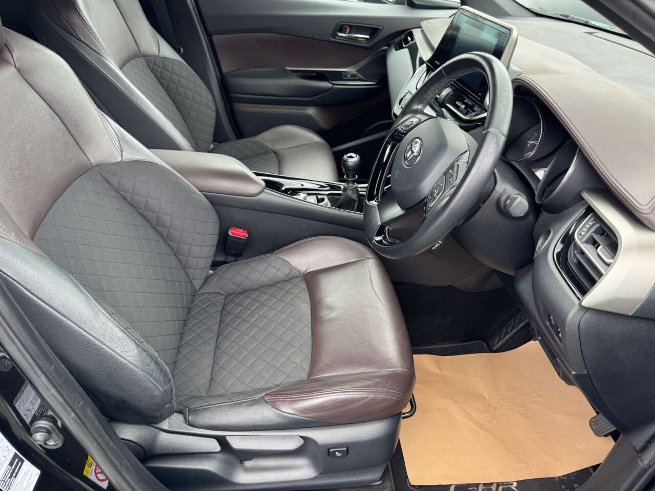 2016 TOYOTA C-HR 2016 TOYOTA C-HR