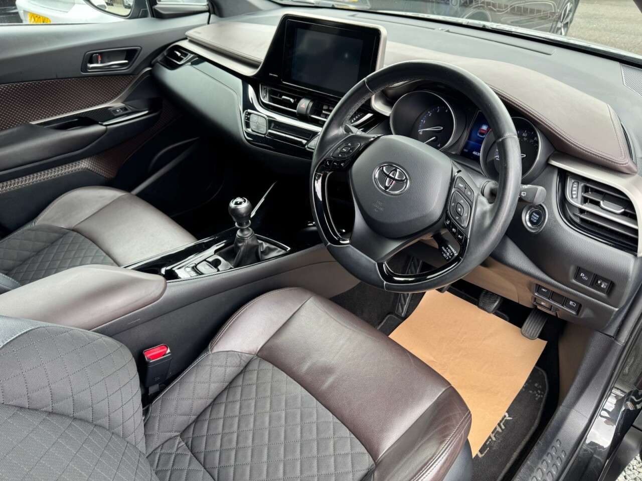 2016 TOYOTA C-HR 2016 TOYOTA C-HR