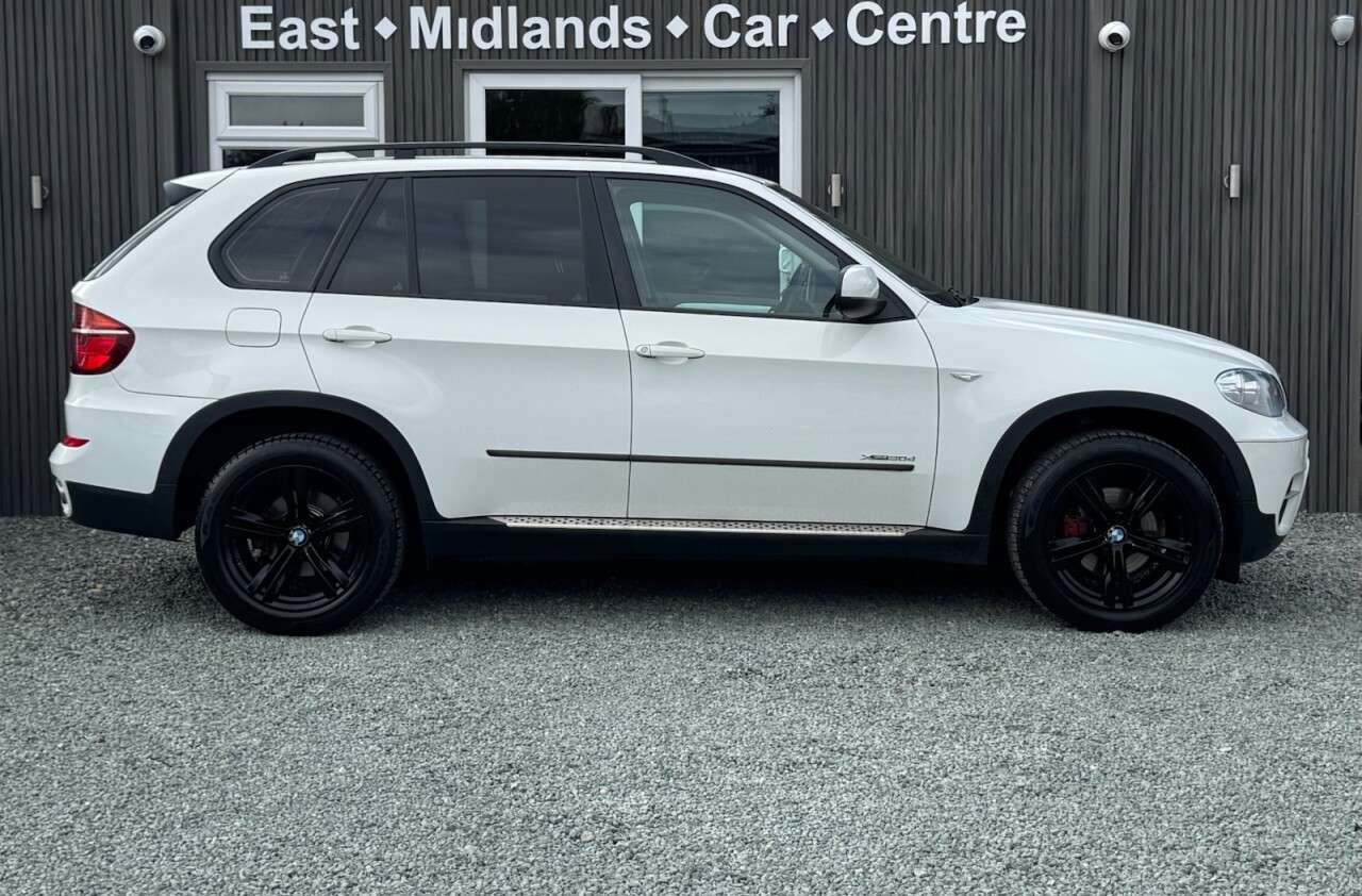 A 2013 BMW X5 3.0 30d SE SUV 5dr Diesel Steptronic xDrive Euro 5 (245 ps) A 2013 BMW X5 3.0 30d SE SUV 5dr Diesel Steptronic xDrive Euro 5 (245 ps)