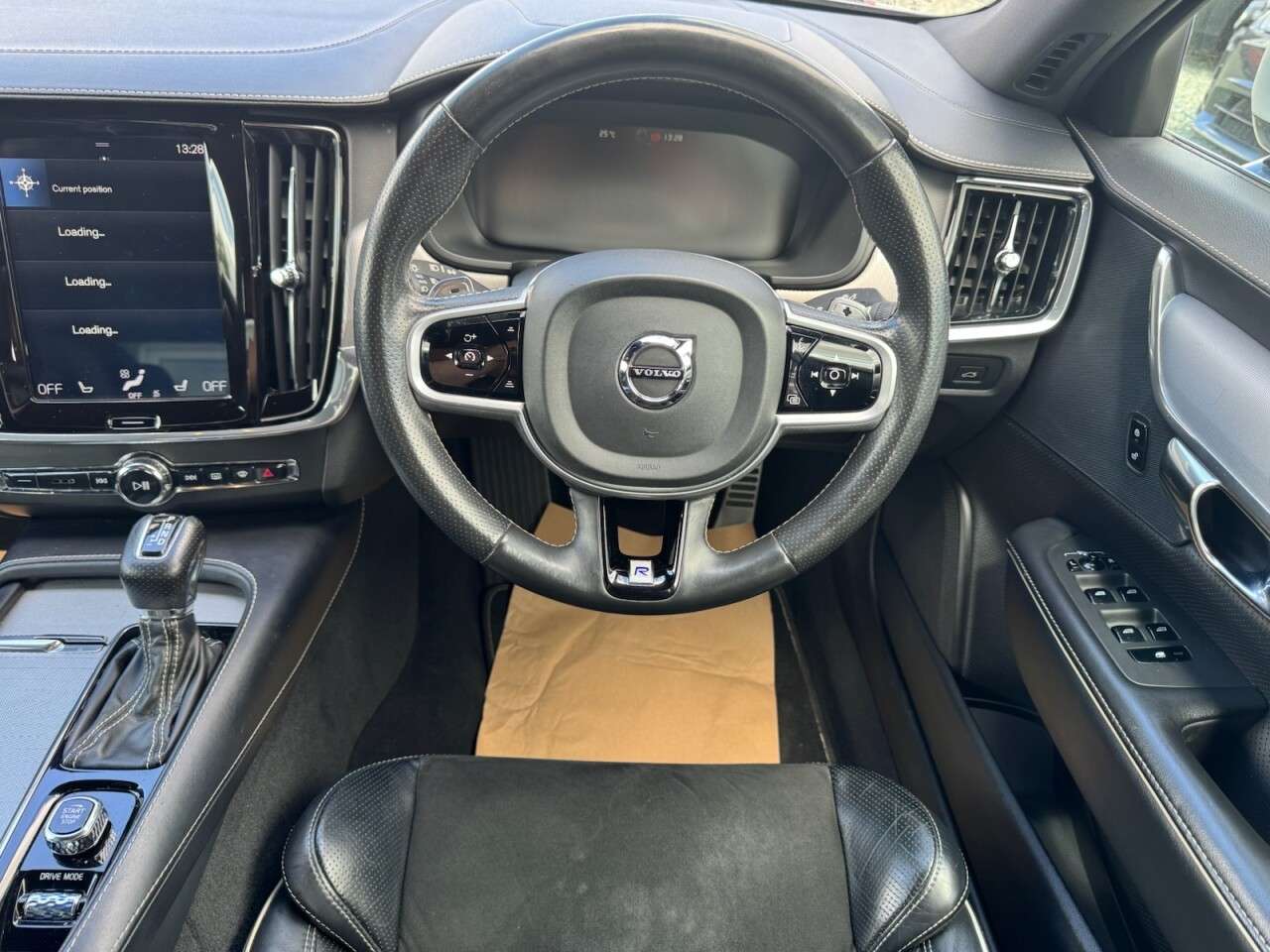 2018 VOLVO S90 2018 VOLVO S90