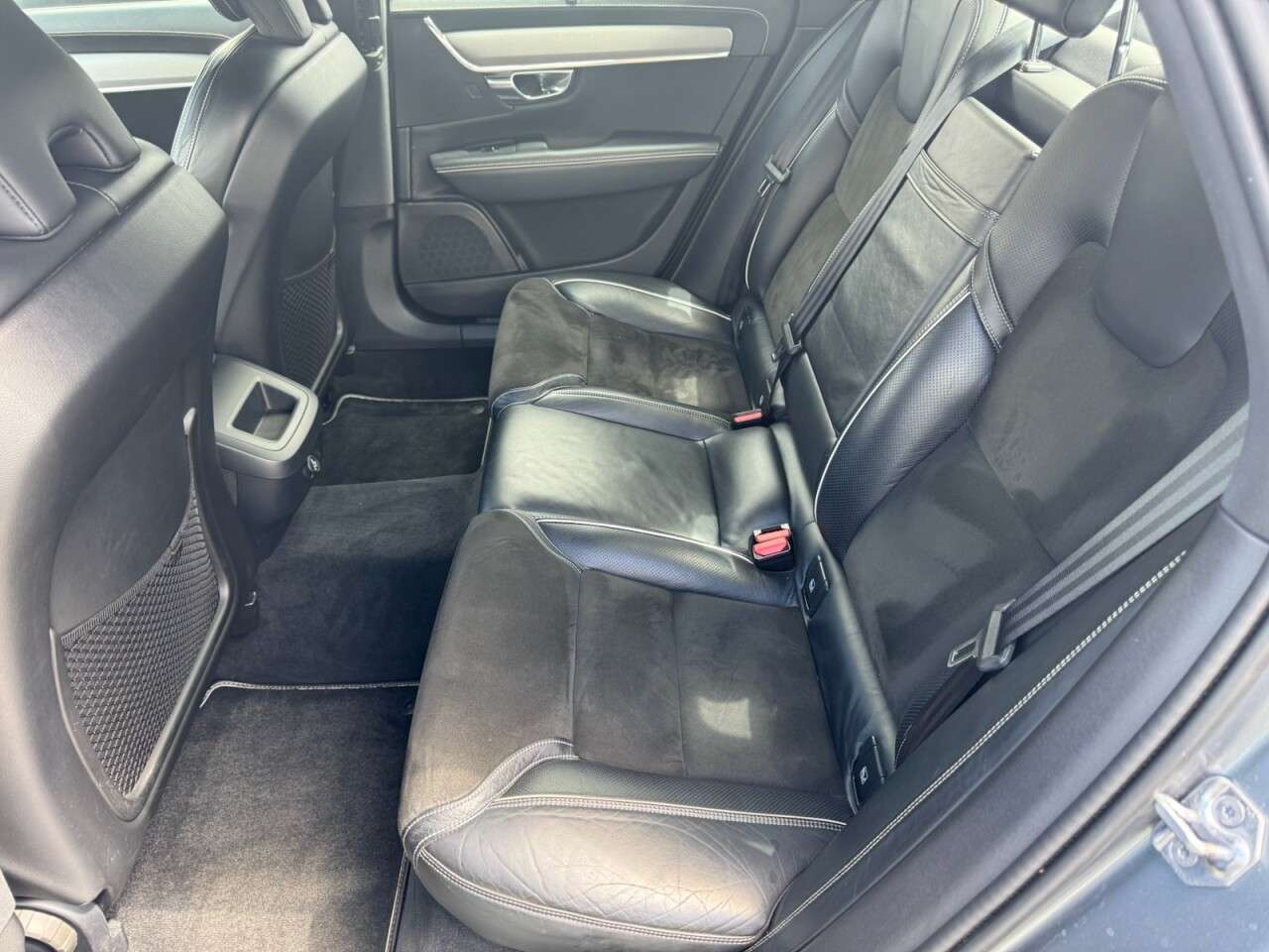 2018 VOLVO S90 2018 VOLVO S90