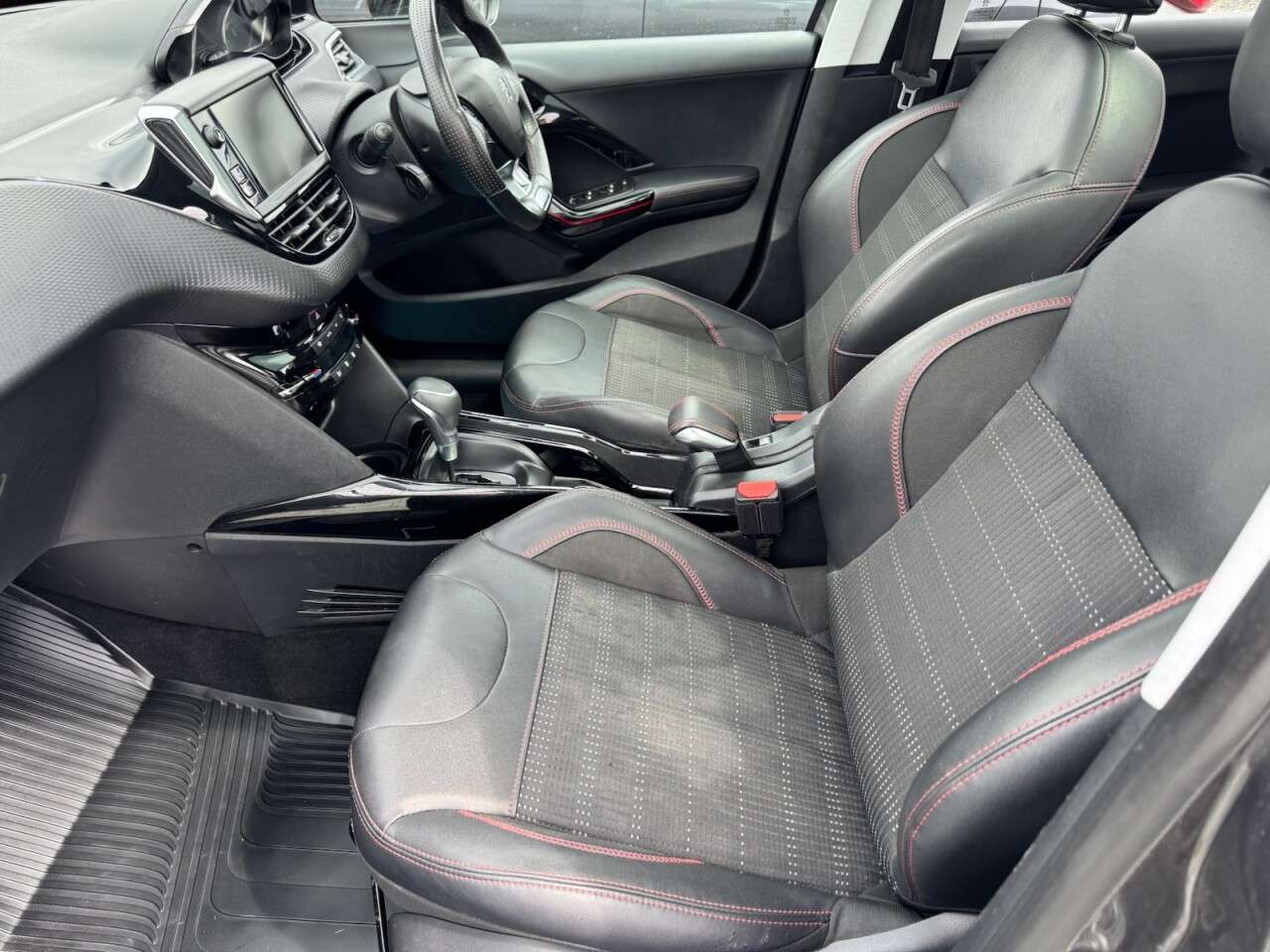 2018 PEUGEOT 2008 2018 PEUGEOT 2008