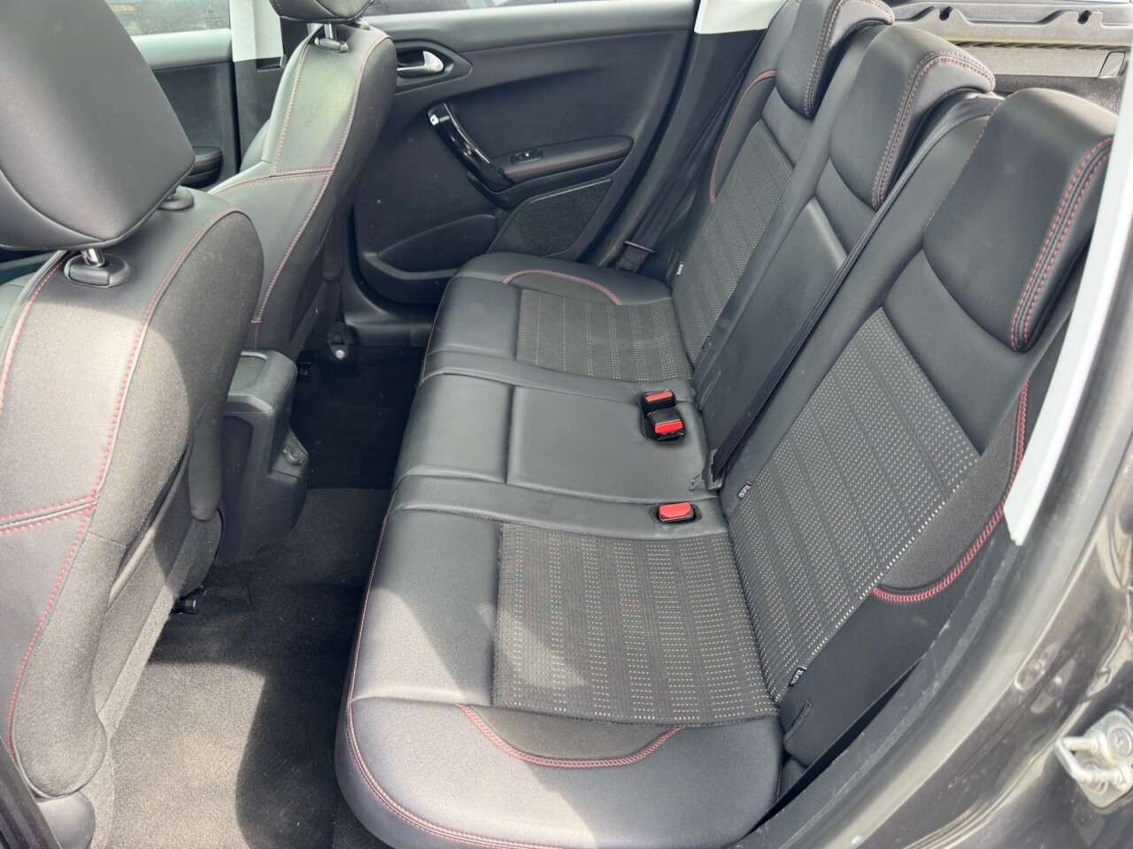 2018 PEUGEOT 2008 2018 PEUGEOT 2008