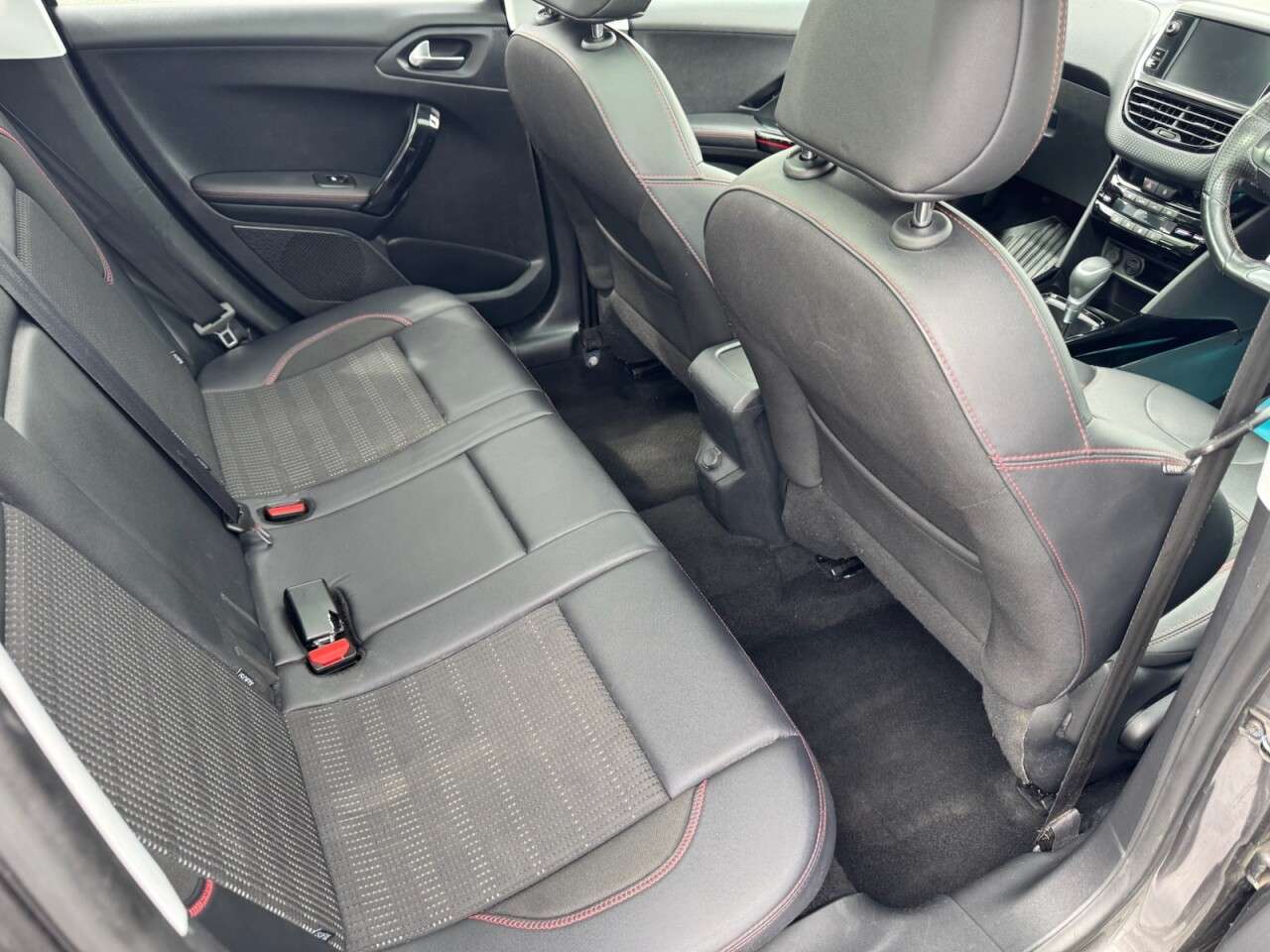 2018 PEUGEOT 2008 2018 PEUGEOT 2008