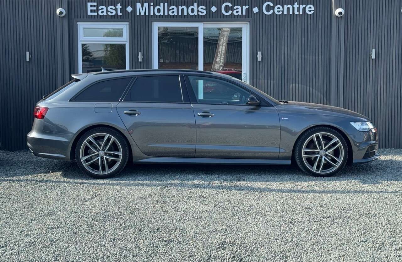 A 2018 AUDI A6 AVANT 2.0 TDI ultra Black Edition Estate 5dr Diesel S Tronic Euro 6 (s/s) (190 ps A 2018 AUDI A6 AVANT 2.0 TDI ultra Black Edition Estate 5dr Diesel S Tronic Euro 6 (s/s) (190 ps