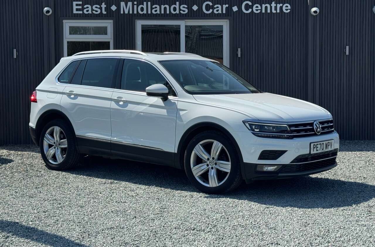 A 2020 VOLKSWAGEN TIGUAN 2.0 TDI SEL SUV 5dr Diesel DSG Euro 6 (s/s) (150 ps) A 2020 VOLKSWAGEN TIGUAN 2.0 TDI SEL SUV 5dr Diesel DSG Euro 6 (s/s) (150 ps)