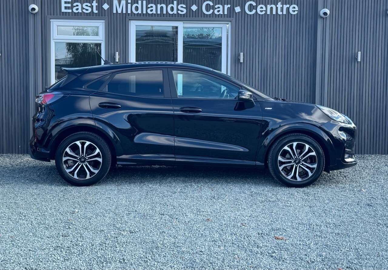 A 2021 FORD PUMA 1.0T EcoBoost MHEV ST-Line SUV 5dr Petrol Manual Euro 6 (s/s) (125 ps) A 2021 FORD PUMA 1.0T EcoBoost MHEV ST-Line SUV 5dr Petrol Manual Euro 6 (s/s) (125 ps)