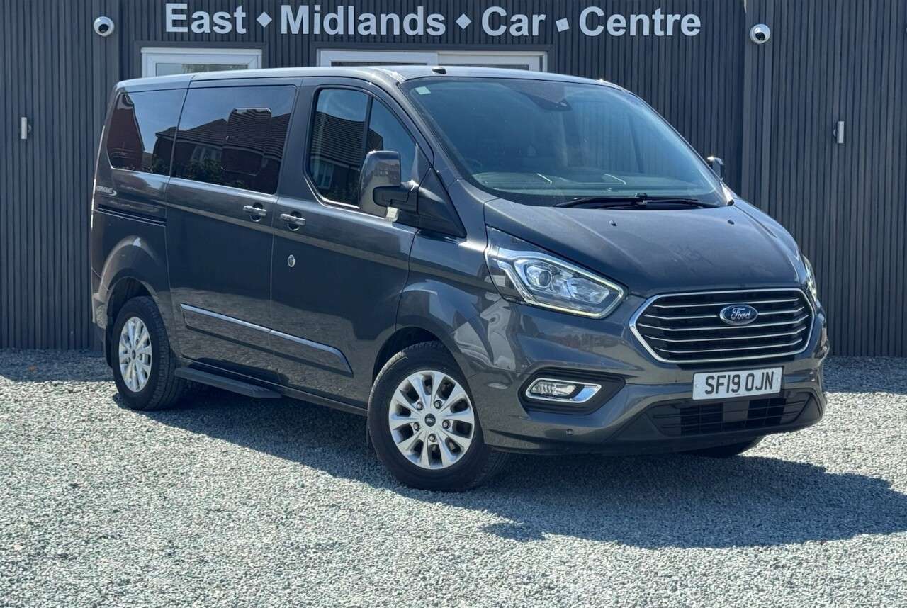 A 2019 FORD TOURNEO CUSTOM 2.0 INDERPENDENCE RE AUTO 7 SEATS WAV A 2019 FORD TOURNEO CUSTOM 2.0 INDERPENDENCE RE AUTO 7 SEATS WAV