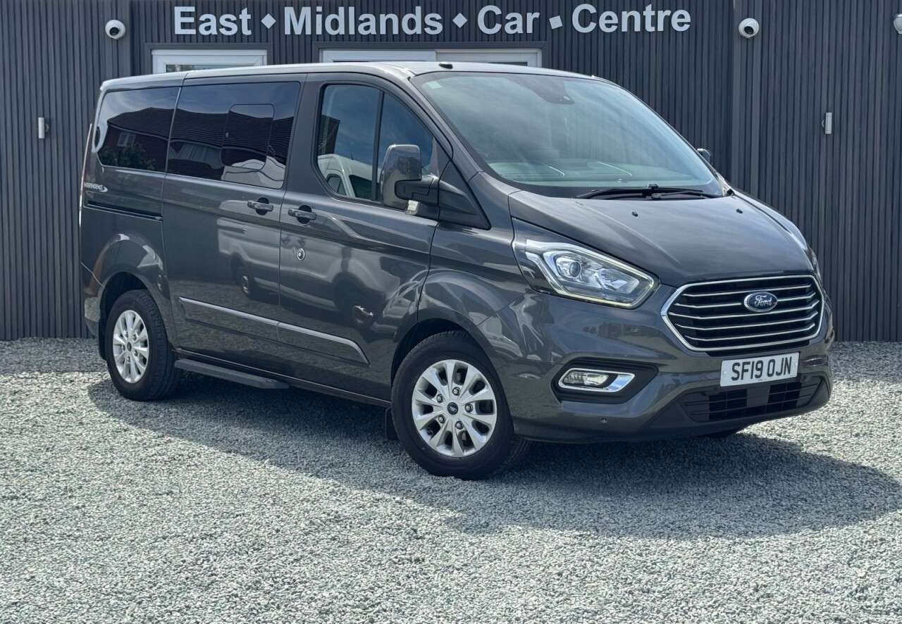 A 2019 FORD TOURNEO CUSTOM 2.0 INDERPENDENCE RE AUTO 7 SEATS WAV A 2019 FORD TOURNEO CUSTOM 2.0 INDERPENDENCE RE AUTO 7 SEATS WAV