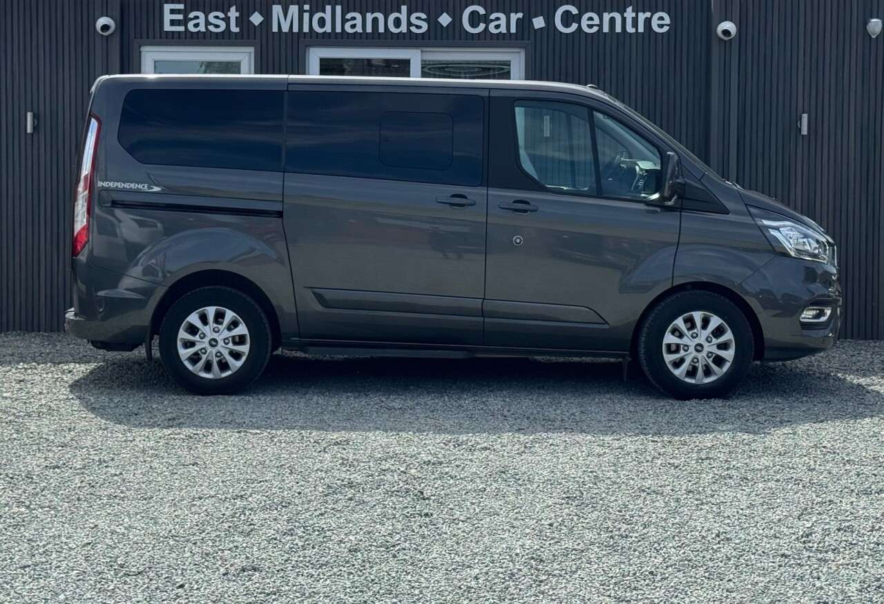 A 2019 FORD TOURNEO CUSTOM 2.0 INDERPENDENCE RE AUTO 7 SEATS WAV A 2019 FORD TOURNEO CUSTOM 2.0 INDERPENDENCE RE AUTO 7 SEATS WAV