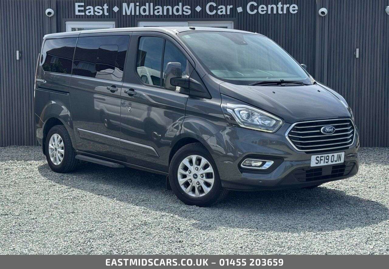 A 2019 FORD TOURNEO CUSTOM 2.0 INDERPENDENCE RE AUTO 7 SEATS WAV A 2019 FORD TOURNEO CUSTOM 2.0 INDERPENDENCE RE AUTO 7 SEATS WAV