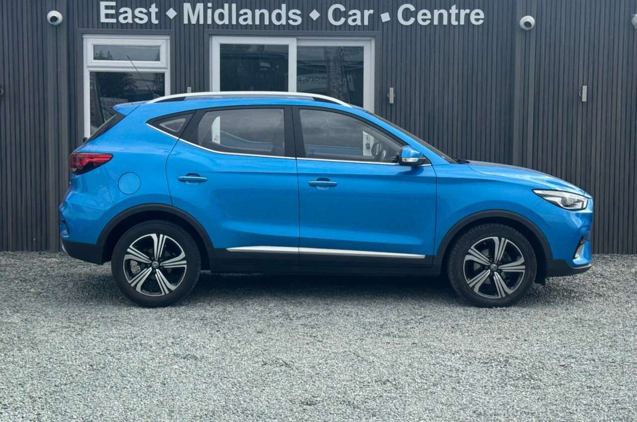 A 2021 MG MG ZS 1.5 VTi-TECH Excite SUV 5dr Petrol Manual Euro 6 (s/s) (106 ps) A 2021 MG MG ZS 1.5 VTi-TECH Excite SUV 5dr Petrol Manual Euro 6 (s/s) (106 ps)