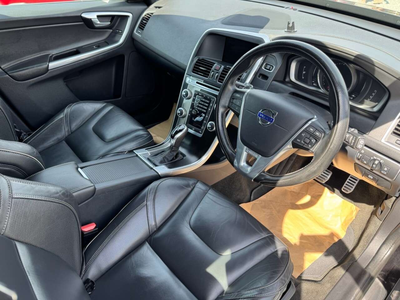 2016 VOLVO XC60 2016 VOLVO XC60