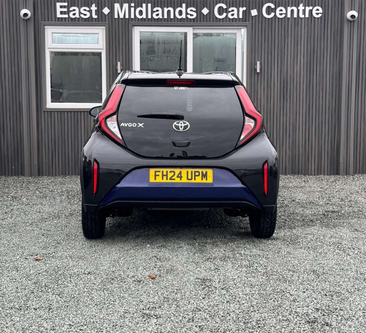 2024 TOYOTA AYGO X 2024 TOYOTA AYGO X
