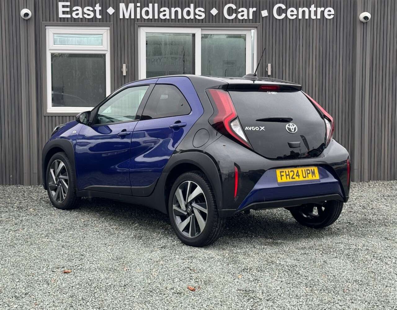 2024 TOYOTA AYGO X 2024 TOYOTA AYGO X