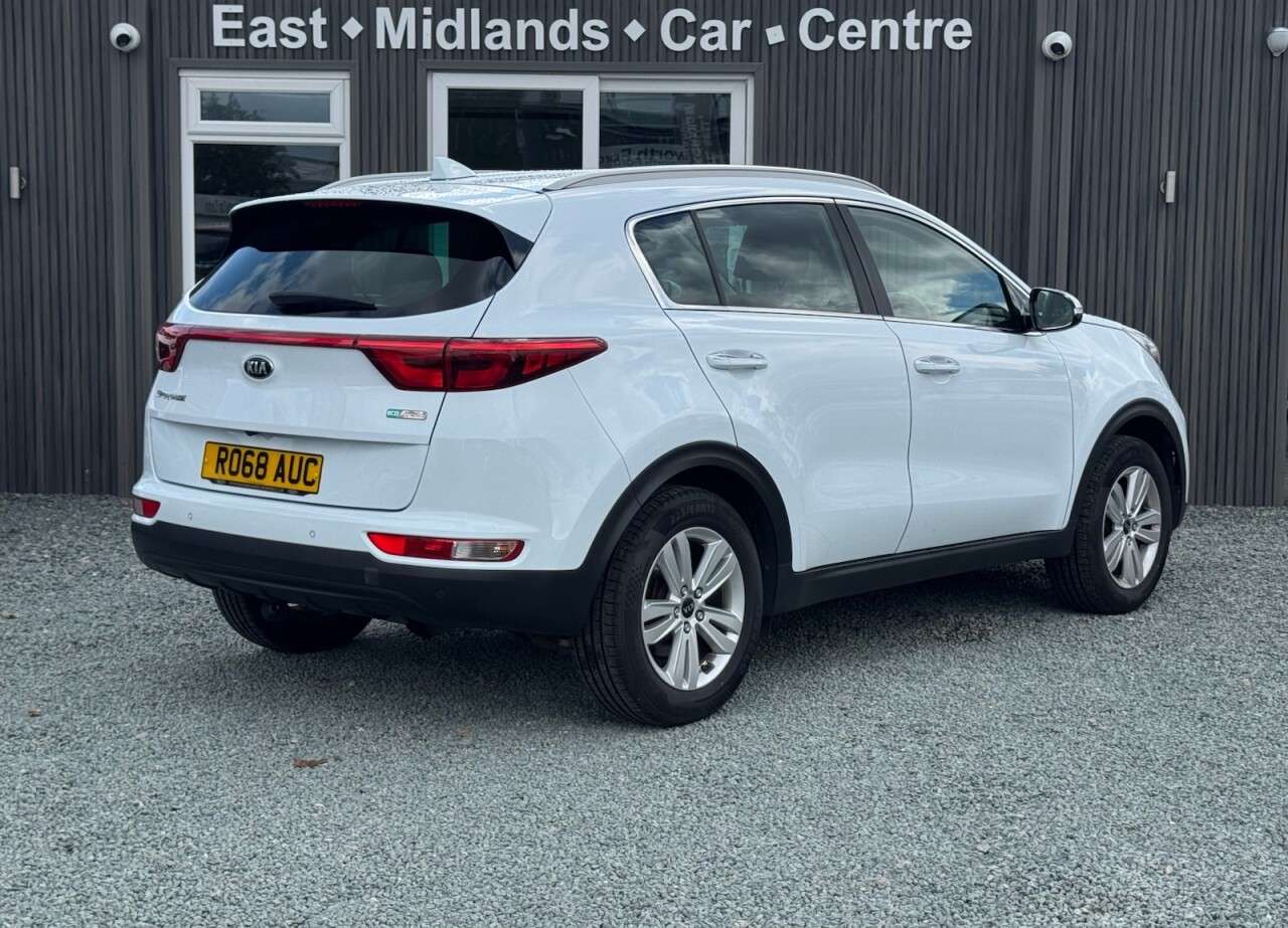 A 2018 KIA SPORTAGE 1.6 GDi 2 SUV 5dr Petrol Manual Euro 6 (s/s) (130 bhp) A 2018 KIA SPORTAGE 1.6 GDi 2 SUV 5dr Petrol Manual Euro 6 (s/s) (130 bhp)