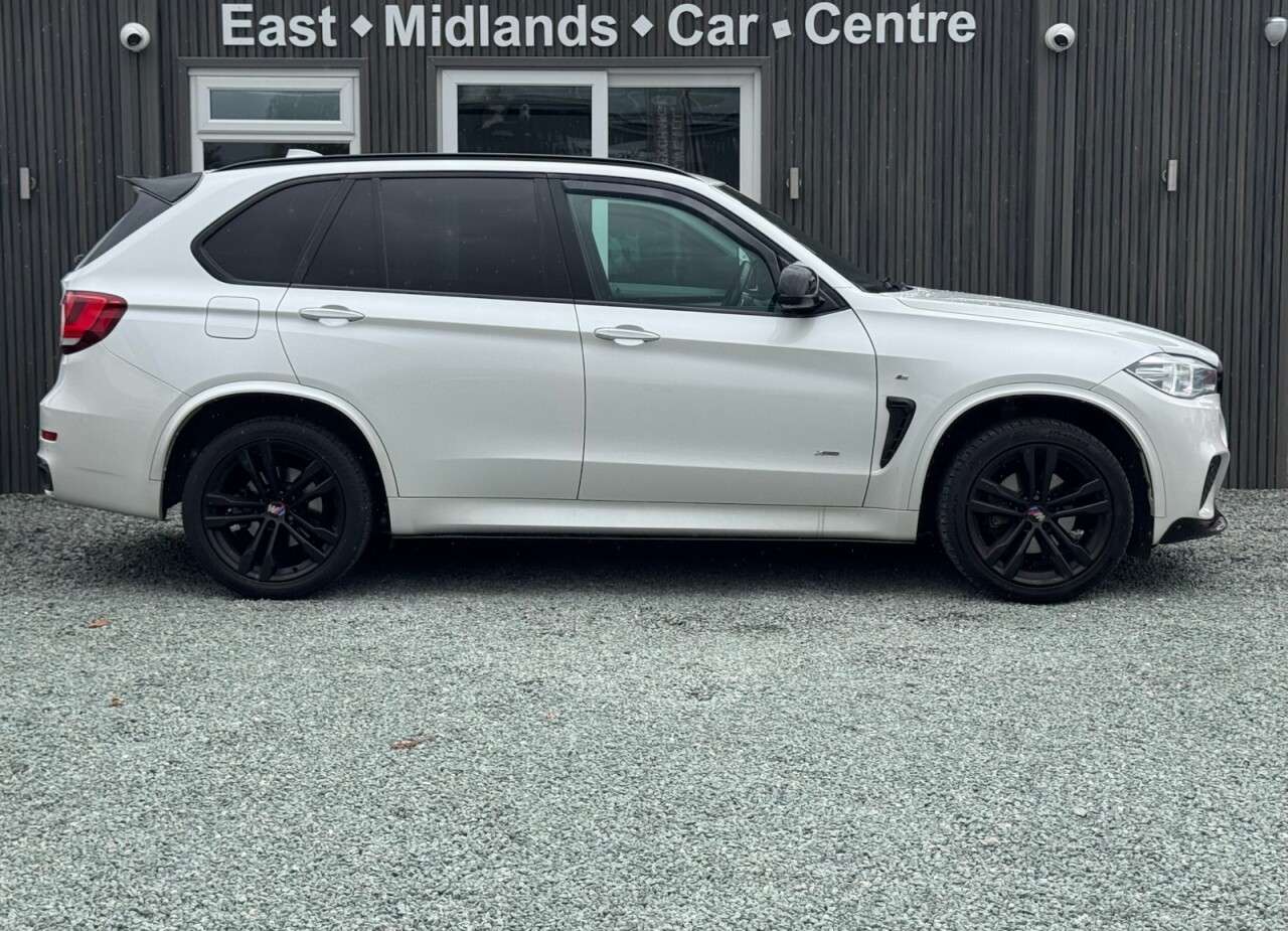 A 2013 BMW X5 3.0 30d M Sport SUV 5dr Diesel Auto xDrive Euro 6 (s/s) (258 ps) A 2013 BMW X5 3.0 30d M Sport SUV 5dr Diesel Auto xDrive Euro 6 (s/s) (258 ps)