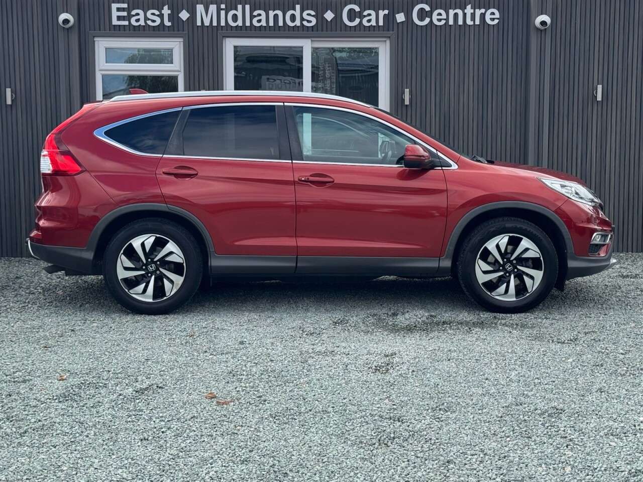 A 2018 HONDA CR-V 1.6 i-DTEC EX SUV 5dr Diesel Manual 4WD Euro 6 (s/s) (160 ps) A 2018 HONDA CR-V 1.6 i-DTEC EX SUV 5dr Diesel Manual 4WD Euro 6 (s/s) (160 ps)