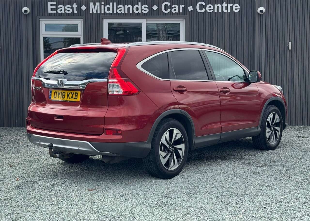 A 2018 HONDA CR-V 1.6 i-DTEC EX SUV 5dr Diesel Manual 4WD Euro 6 (s/s) (160 ps) A 2018 HONDA CR-V 1.6 i-DTEC EX SUV 5dr Diesel Manual 4WD Euro 6 (s/s) (160 ps)